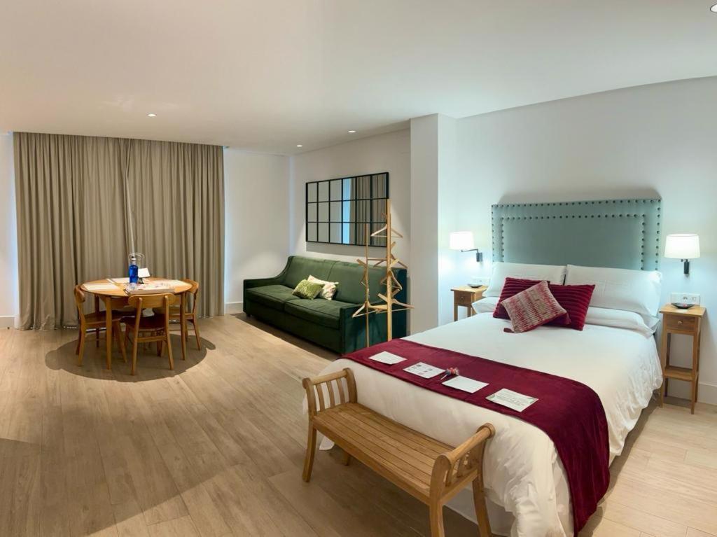 Apartamentos Turisticos La Plaza Chipiona Exteriör bild