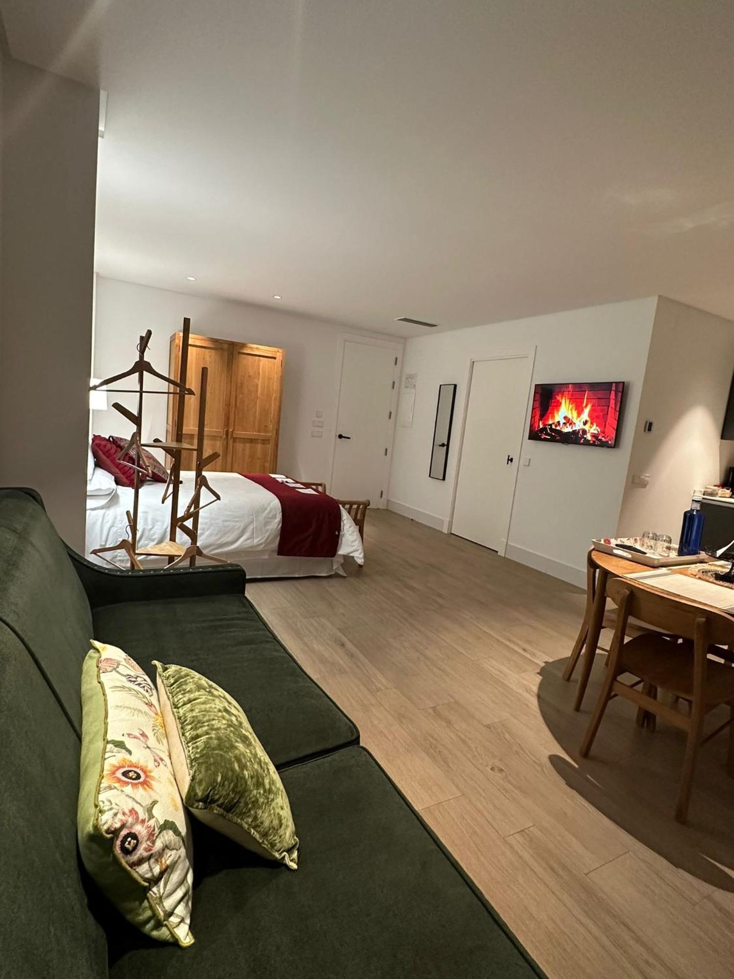 Apartamentos Turisticos La Plaza Chipiona Exteriör bild