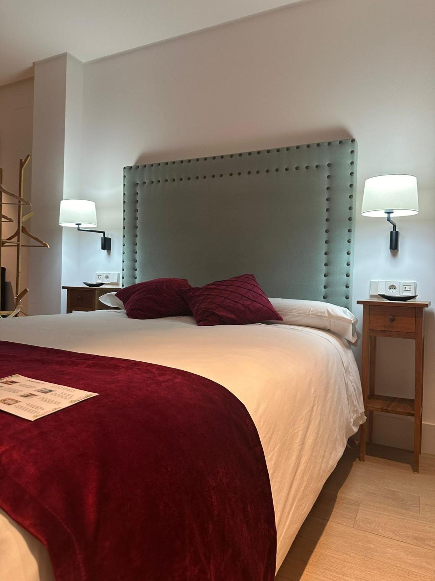 Apartamentos Turisticos La Plaza Chipiona Exteriör bild
