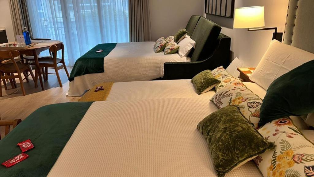 Apartamentos Turisticos La Plaza Chipiona Exteriör bild