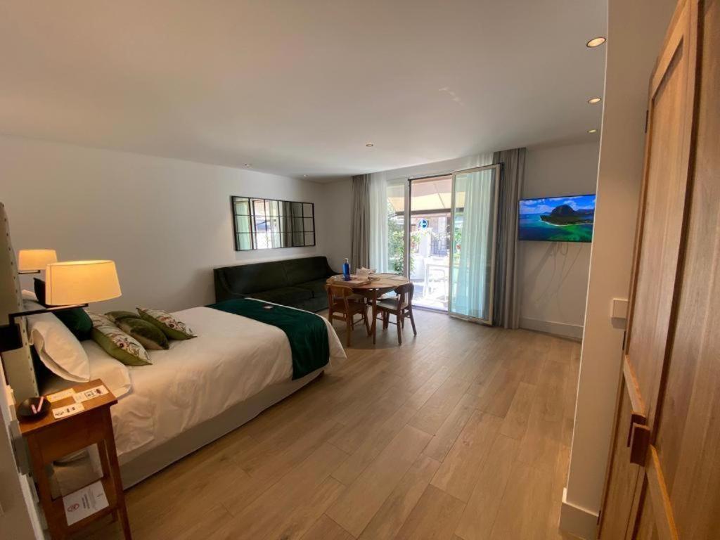 Apartamentos Turisticos La Plaza Chipiona Exteriör bild